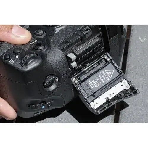 Canon EOS R1 Gövde Aynasız Fotoğraf Makinesi (Canon Eurasia Garantili)