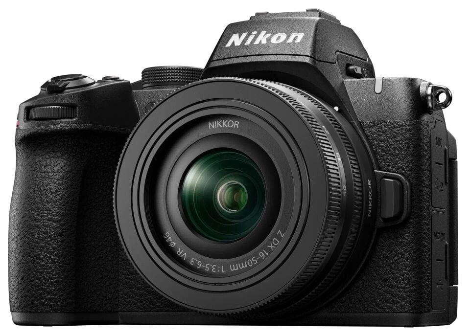 Nikon Z50 II + 16-50mm VR Lensli Fotoğraf Makinesi