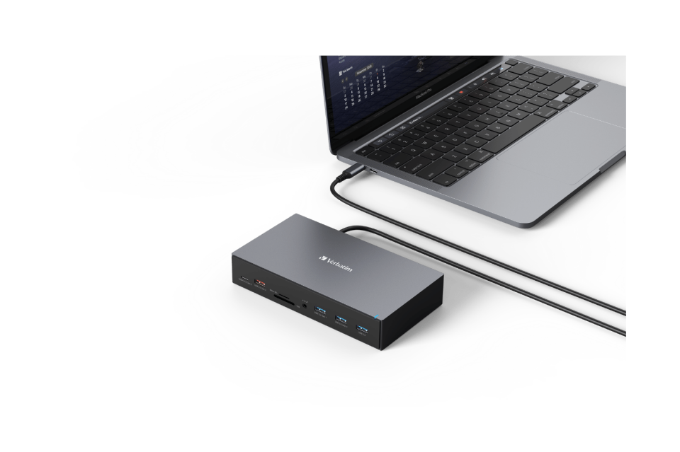 Verbatim 17 Port USB-C Bağlantılı Çoklayıcı Dock  1 x 8K HDMI, 2 x 4K HDMI, 2 x Dis-Port, 1 x RJ45, 1 x Usb-A 3.2 Gen2, 2 x Usb