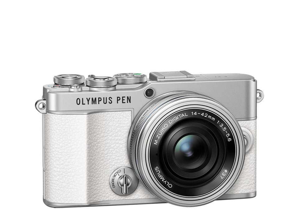 Olympus E-P7 14-42Ez Kit White/Silver V205111We000