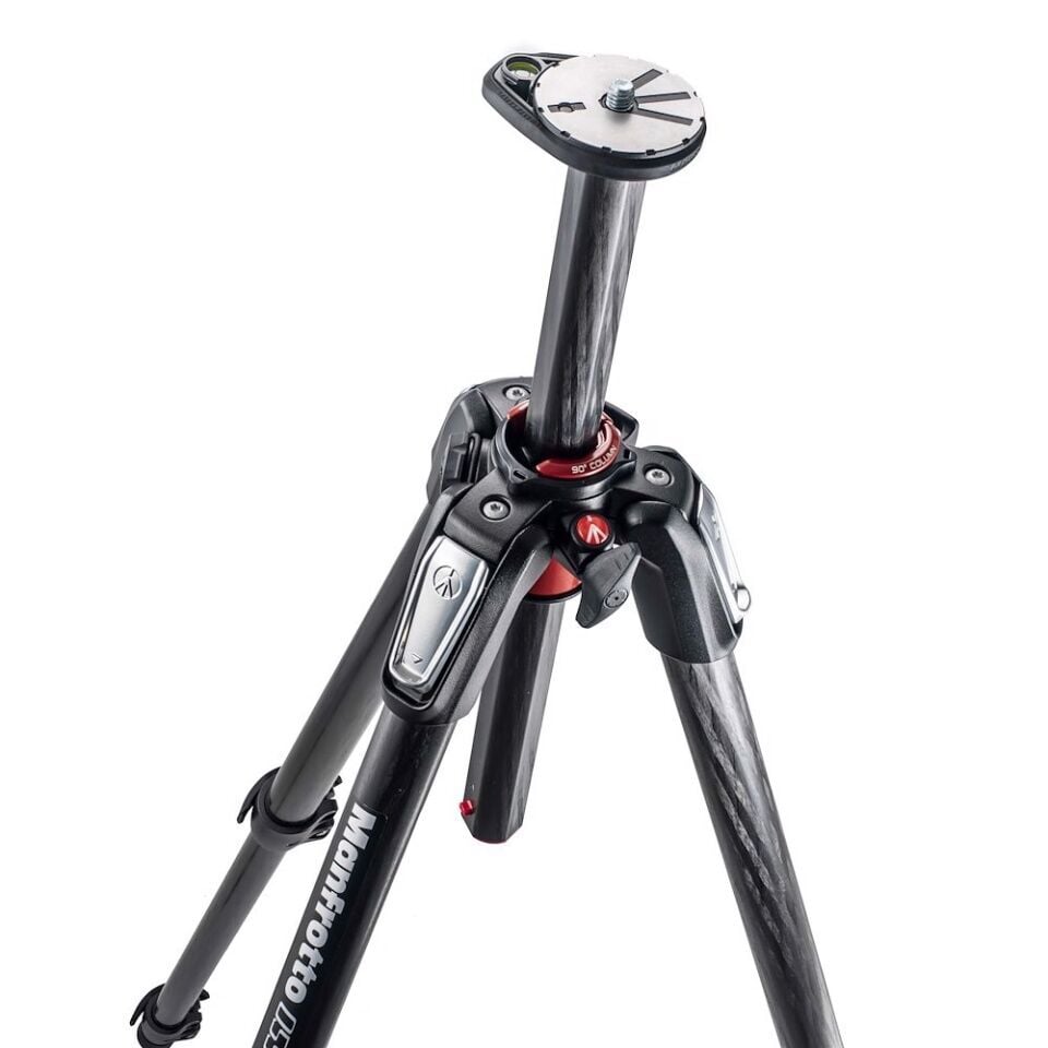 Manfrotto MT055CXPRO3 055serisi 3 Kademeli Karbonfiber Tripod
