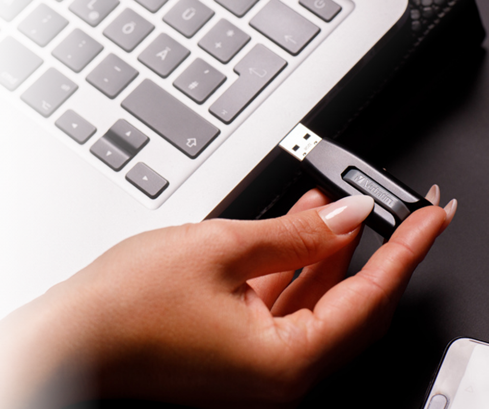 Verbatim 32 GB Store&Go Usb-A 3.2 Flash Bellek Siyah Renk